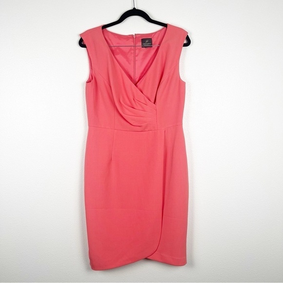 Adrianna Papell‎ Sleeveless Sheath Dress - Picture 1 of 6